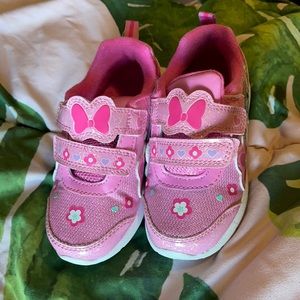 Light up Minnie Mouse sneakers size 9